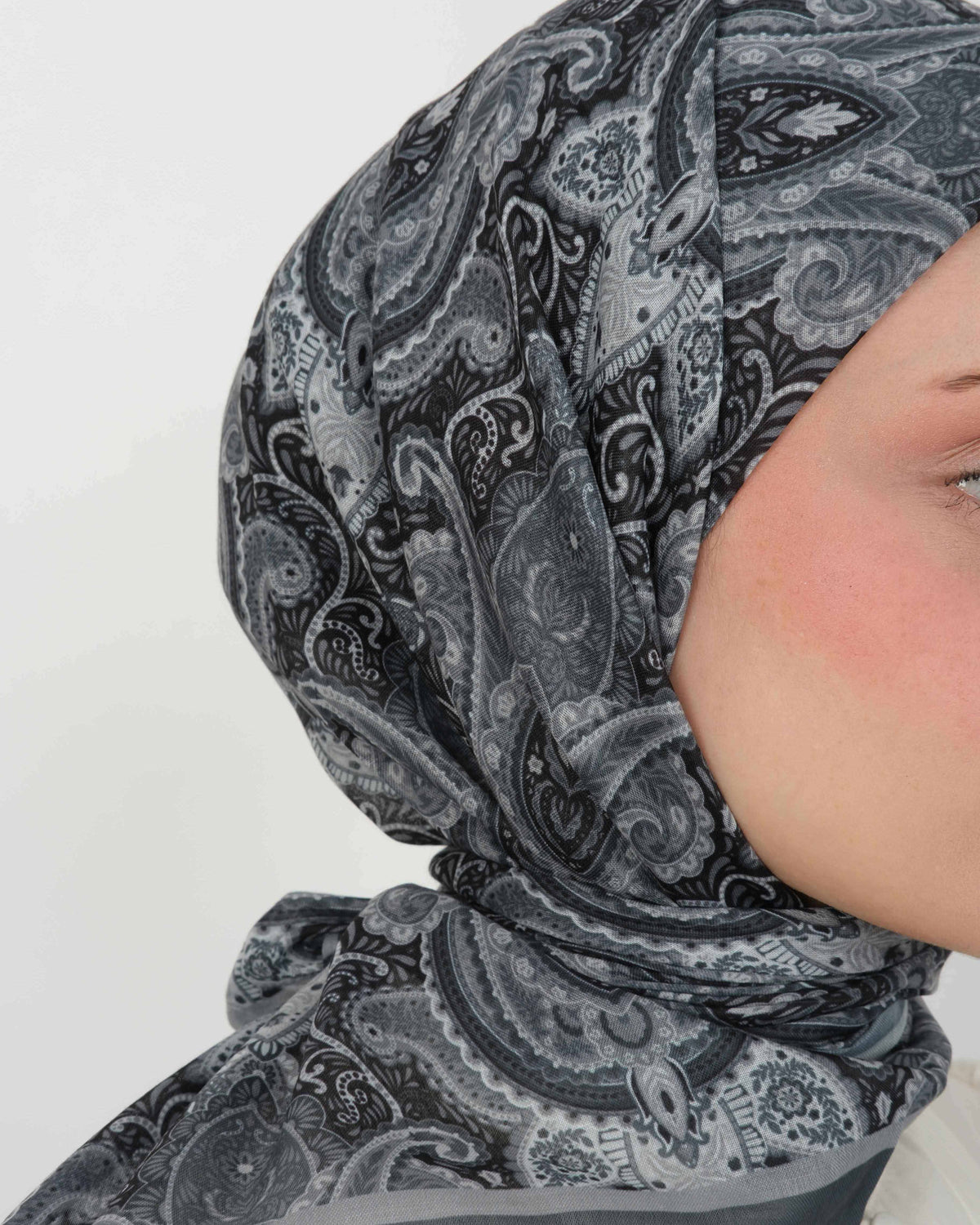 Organik Soft Eşarp D086 Siyah-Gri