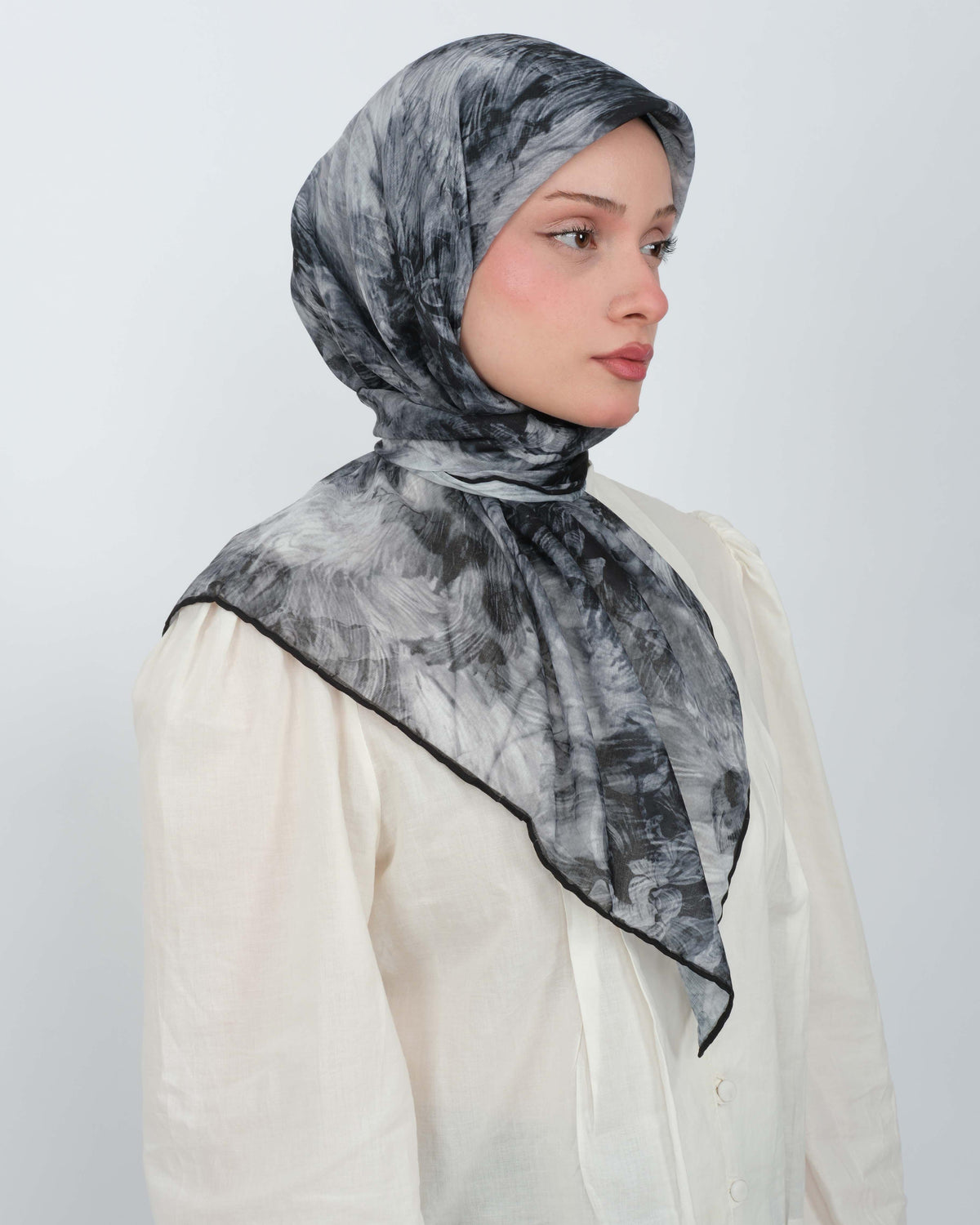 Organik Soft Eşarp D092 Siyah-Gri