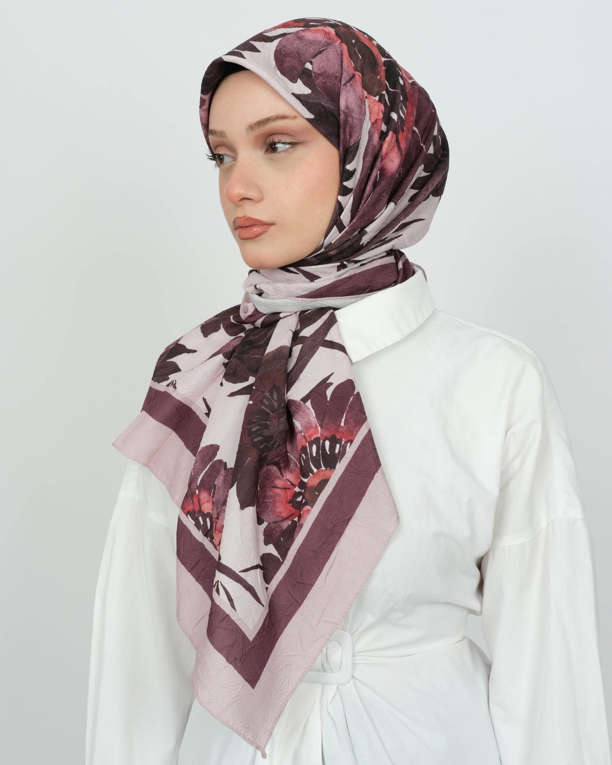 Bambu Kraş Eşarp D105 Mürdüm Bordo – farklı bağlama açısı
