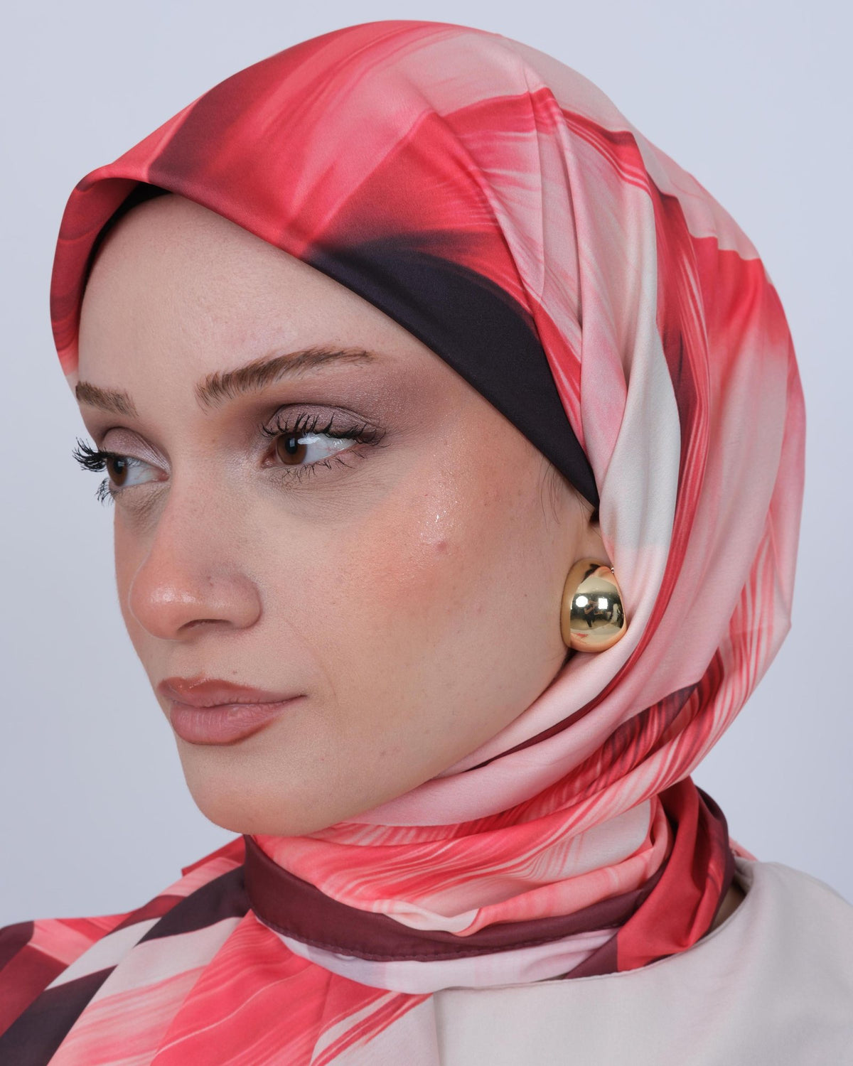 Vual İpek Eşarp D113 Bordo – yakından desen ve renk detayı