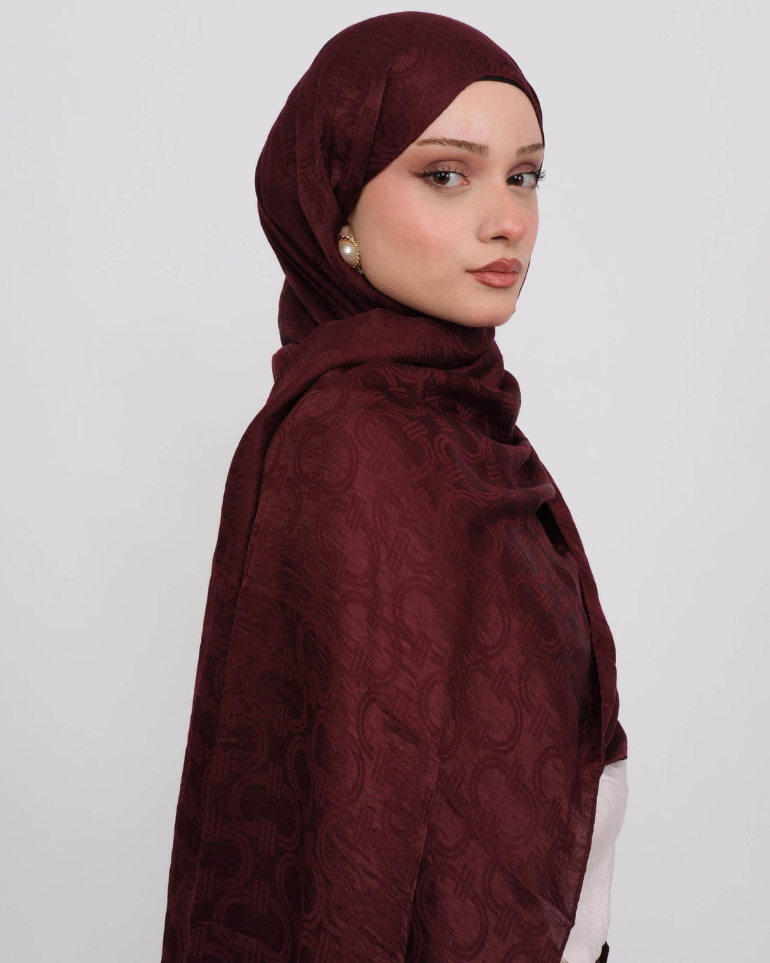 Ayrobin Jakar Şal Lisa D117 Bordo – yarım profil görünüm