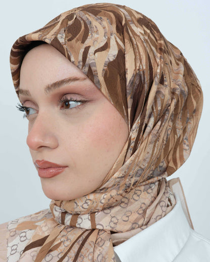 Bambu Kraş Eşarp D108 Karamel Bej – yakından desen ve doku detayı