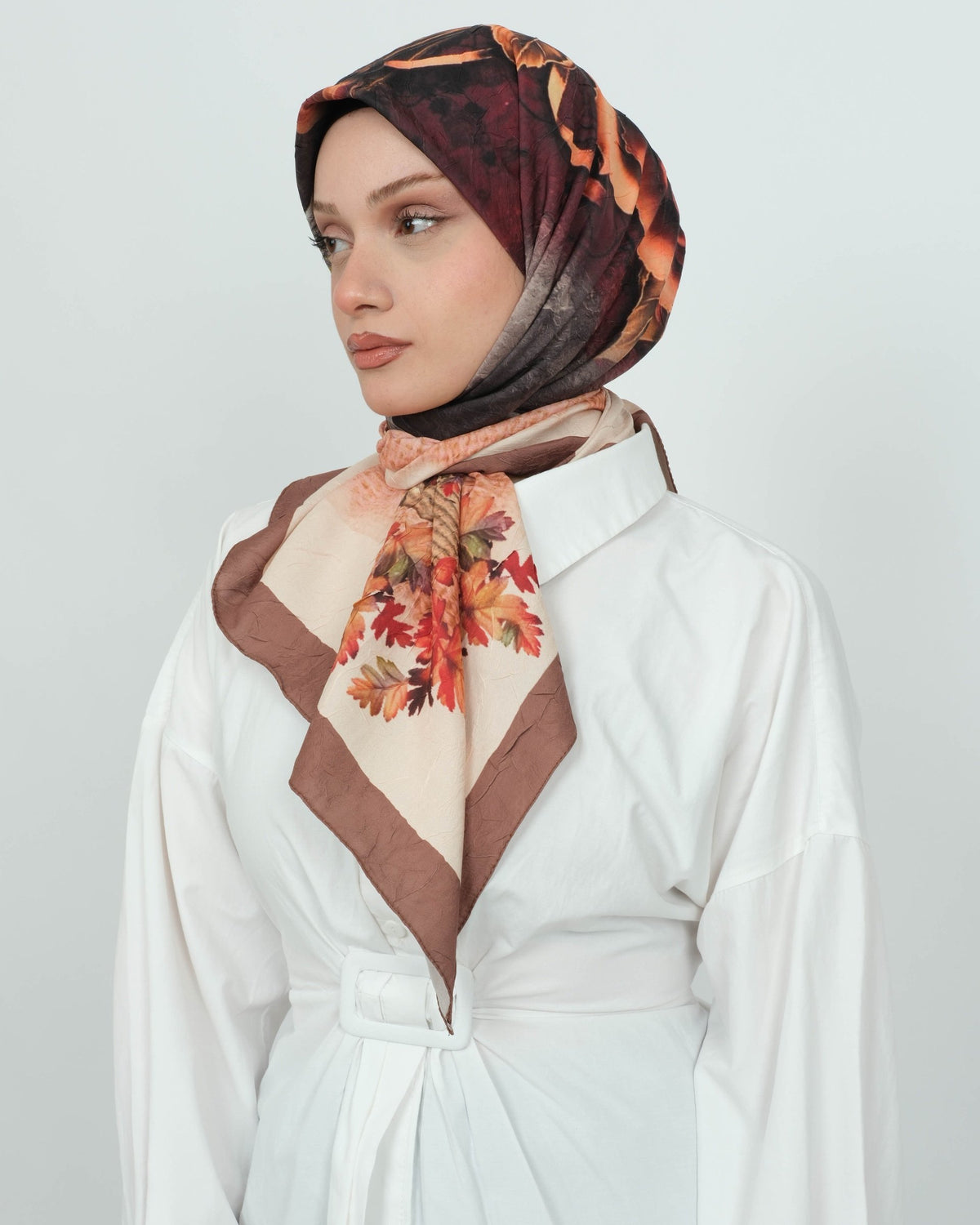 Bambu Kraş Eşarp D109 Bordo Kahve – farklı bağlama açısı