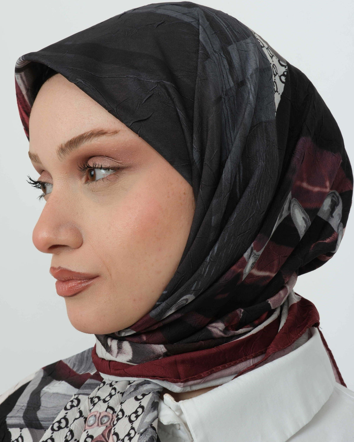 Bambu Kraş Eşarp D111 Bordo – yakından desen ve doku detayı