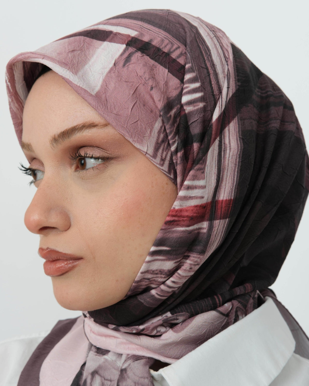 Bambu Kraş Eşarp D111 Pembe – yakından desen ve doku detayı